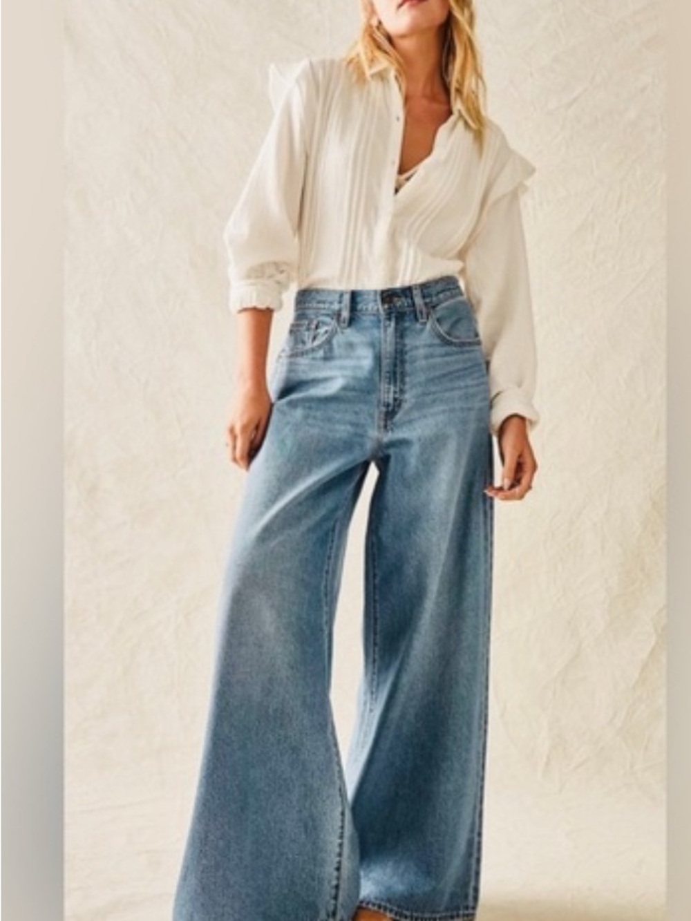 Levi's Women's XL Flood  Wide-Leg High-Rise Blue Jeans